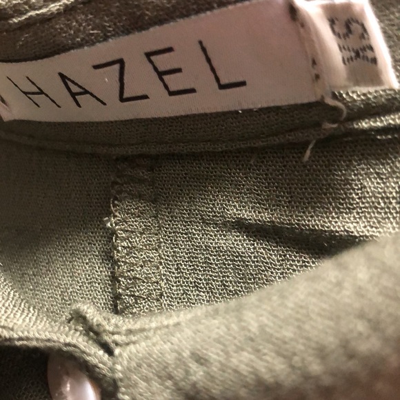 🦜HAZEL LONG SLEEVES ROMPER IN GREEN🦜 - Picture 2 of 7